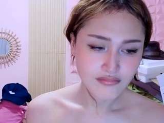 thealux webcam camsoda model stream image