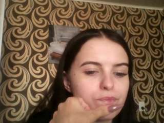 karolebelen webcam model stream image