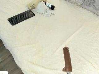 angie-roses webcam model stream image