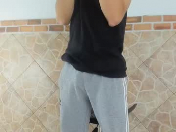 luke_julien webcam model stream image