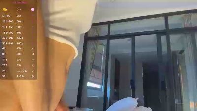 LorileeZolla webcam model stream image