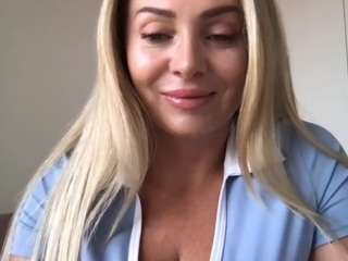 chloekiss webcam model stream image