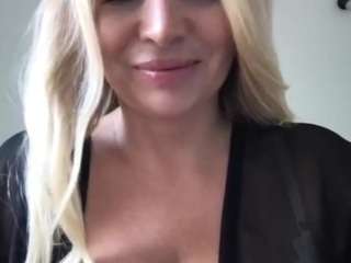 chloekiss webcam model stream image