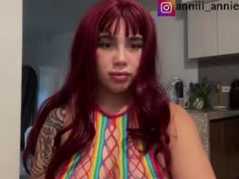 annie_snow_ webcam model stream image