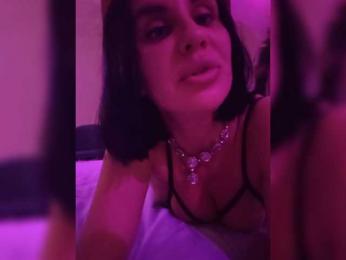 Lora555 webcam bongacams model stream image
