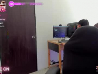 carolinne_89 webcam model stream image