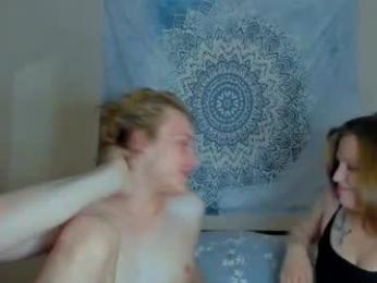 lolnoillimsary webcam model stream image