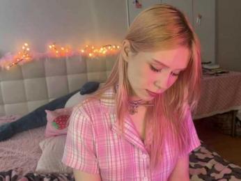 sexycute18 webcam model stream image