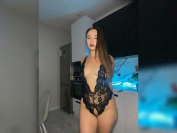 Alisaa-00 webcam model stream image