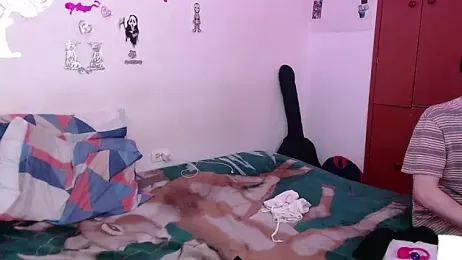 Isis_Robert webcam model stream image