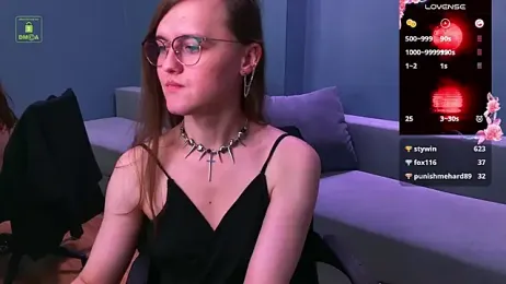 YukoFanee webcam model stream image