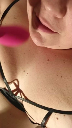 Sarahslave7 webcam model stream image