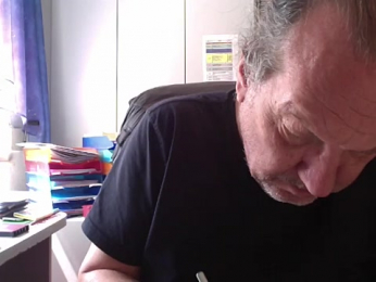 HMStraps01 webcam model stream image