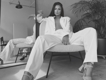 FlaviaMoon webcam model stream image