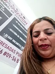 Mia-Glow webcam stripchat model stream image