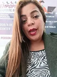 Mia-Glow webcam model stream image