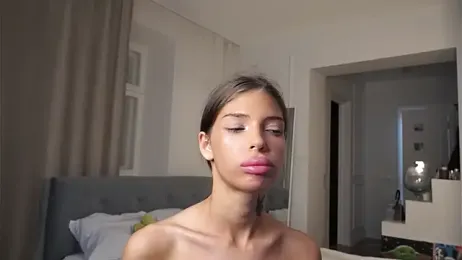 LoisKeedah webcam model stream image