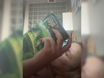 Kinesha webcam model stream image