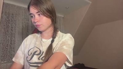 SoniaDosch webcam model stream image