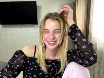 Jeanice webcam bongacams model stream image