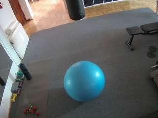 voyeurcam-julmodels-living-5 webcam model stream image