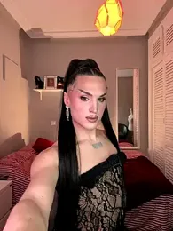 Crystal_________ webcam stripchat model stream image