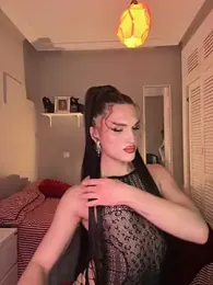 Crystal_________ webcam model stream image