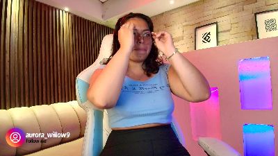 AuroraWillow webcam model stream image