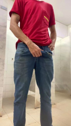 DxnielCtn webcam model stream image