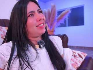 lara-giraldo webcam model stream image