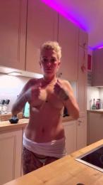 dirtymami webcam model stream image