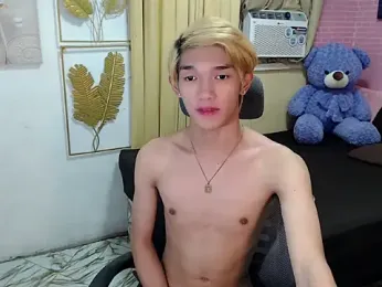 urasian_john18 webcam model stream image