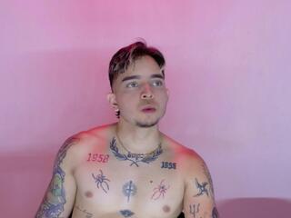 Alice Slave & Max Dominant webcam model stream image
