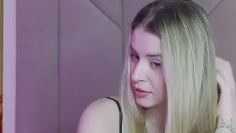 Touch_me webcam model stream image