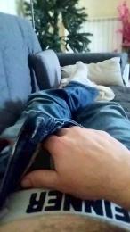 luca2076 webcam model stream image