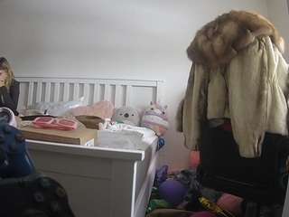 voyeurcam-sexy-little-ana-01 webcam model stream image