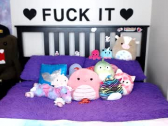 mackenziewolfe webcam model stream image