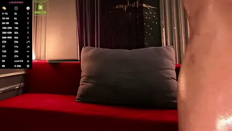 OliverSport webcam model stream image