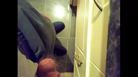 hairyuncut00 webcam model stream image