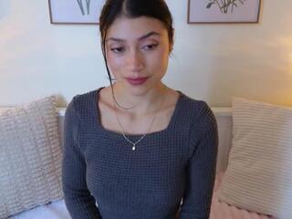 Alejandhra webcam flirt4free model stream image