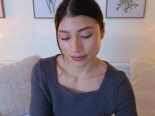 Alejandhra webcam model stream image