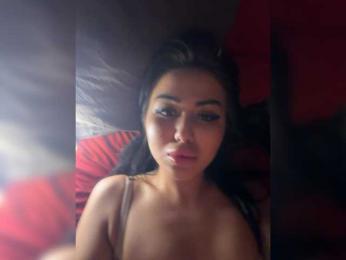 Asian-Hunter webcam bongacams model stream image