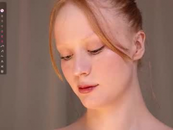 cute_shine webcam model stream image