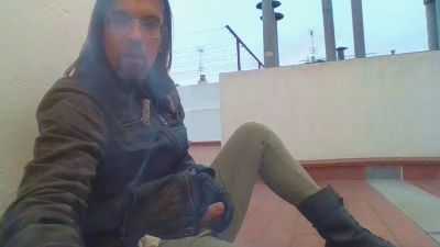 CigarSmokerPig webcam model stream image