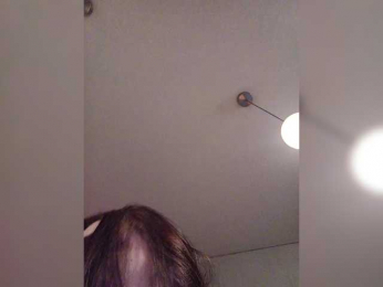 Jeanneen webcam model stream image