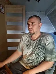 Foxyshaved webcam model stream image