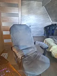 Foxyshaved webcam model stream image