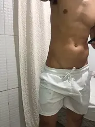 dot_21cm_ webcam model stream image