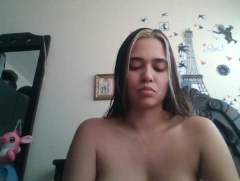 trianabell webcam model stream image