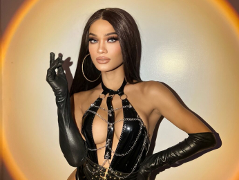 ValentinaMoone webcam model stream image